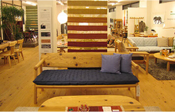 ヤスハラ家具店舗写真